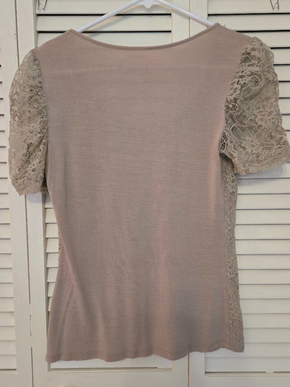 INC Short Sleeved Lace Top - Size S - Picture 2 of 7
